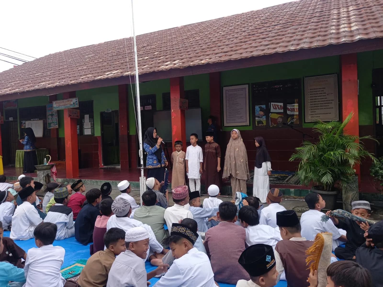 Ekstrakurikuler: Tahfiz