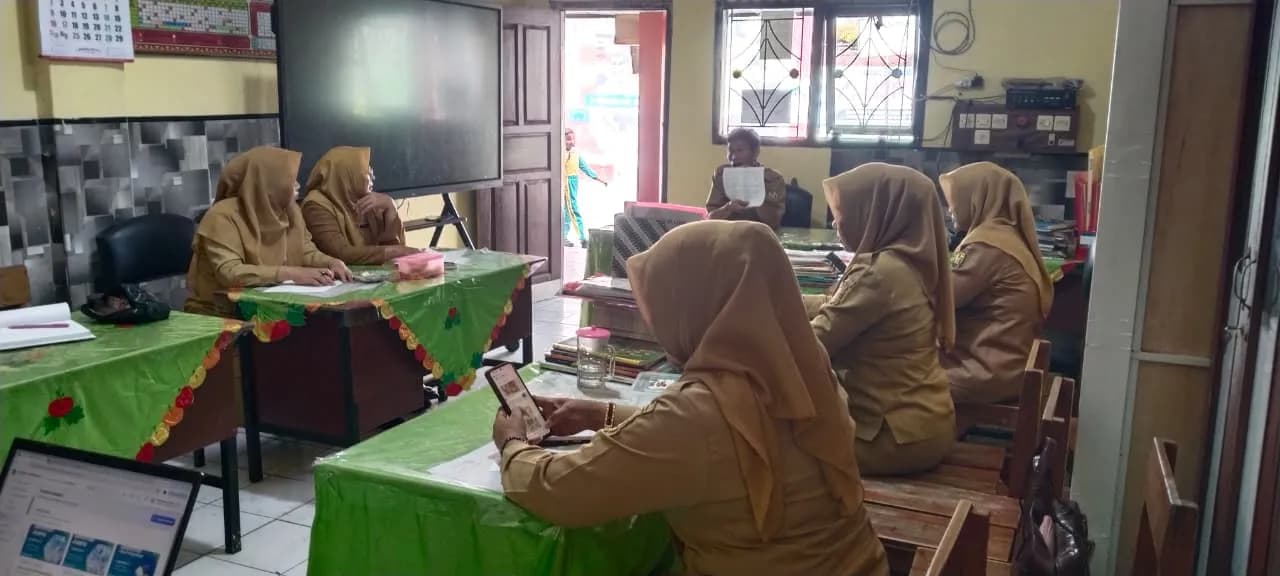 Penyusunan Program Kerja Komunitas Belajar